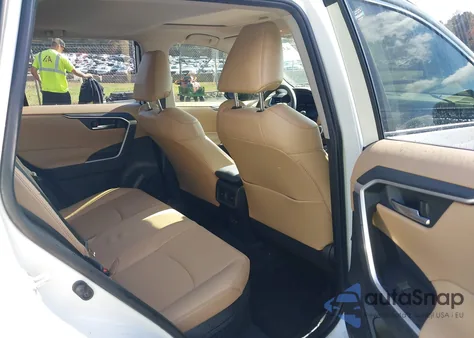 2023 Toyota Rav4 Hybrid Xle Premium from USA, damaged, VIN JTMB6RFV8PD084697